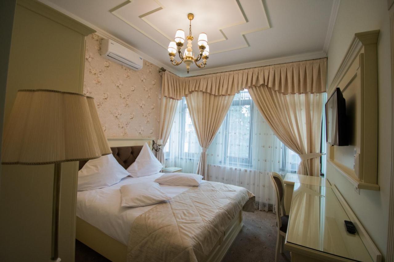 Vila Turistica Tosca Regal Bákó Kültér fotó