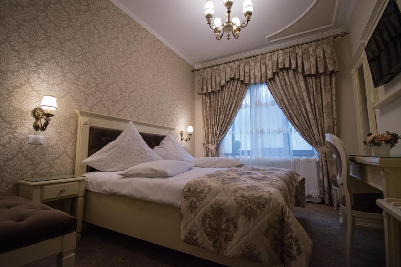 Vila Turistica Tosca Regal Bákó Kültér fotó
